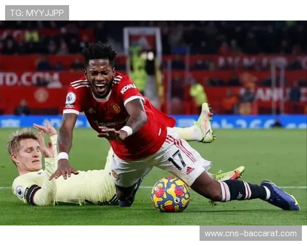 阿森纳厄德高助攻梅开二度，中场核心率队登顶